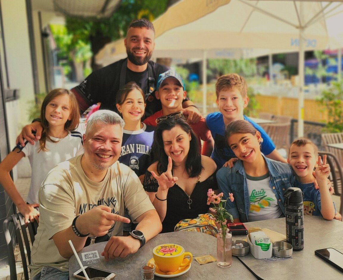 Ti Pi Ti или как талант, емоция и смислени послания превърнаха 6 деца от Варна в музикални звезди