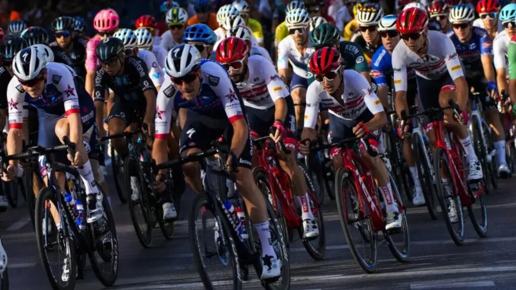 Bulgaria in talks to host Giro d’Italia start next year, tourism minister says