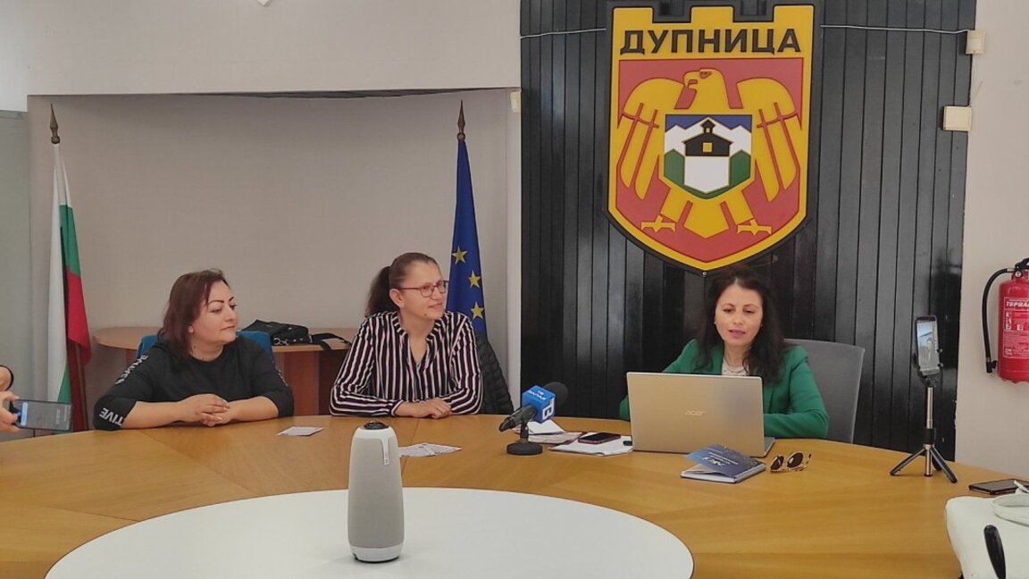 Арт портал в Дупница с безплатни обучения за талантливи деца