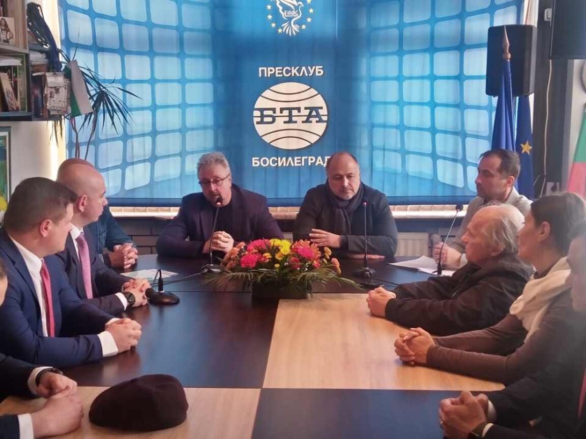 Спекулациите относно „шопската нация“ бяха дискутирани в Босилеград