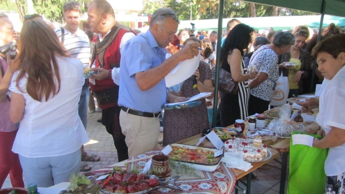 100 de bucătari vor participa la Festivalul deliciilor din Banat în satul Asenovo