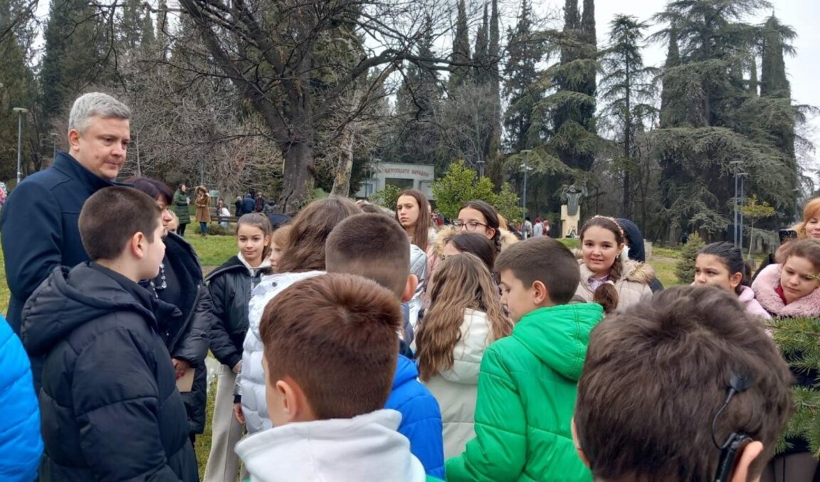 Със залесяване в Стара Загора отбелязаха 130 г. от създаването на Аязмото