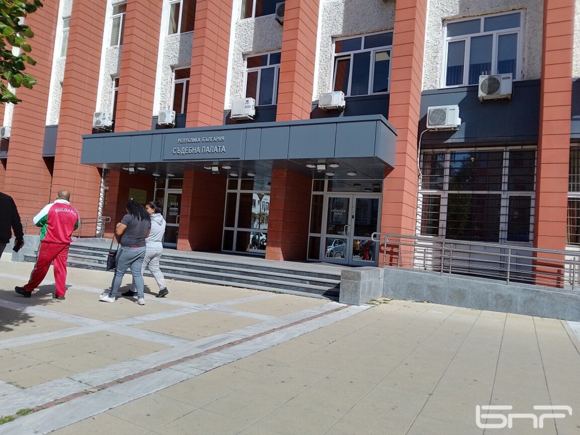 Обвиниха младеж от Перник за умишлено убийство по хулигански подбуди