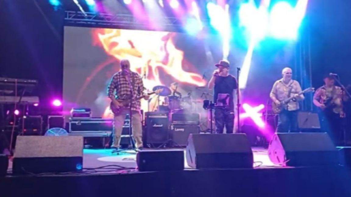 "Против времена" … Повратак групе "Факто...