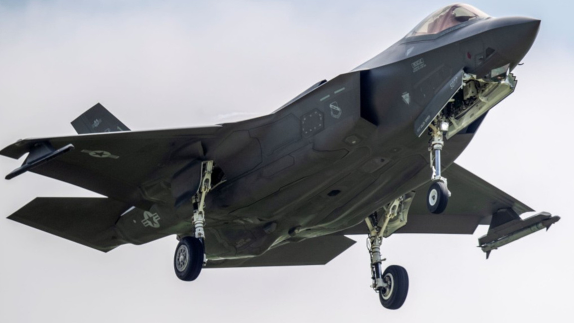 Иран твърди за втори свален американски самолет