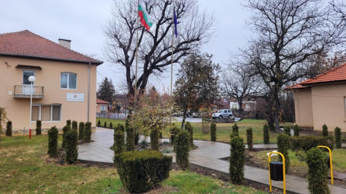 Общинските съветници в Макреш заседават днес