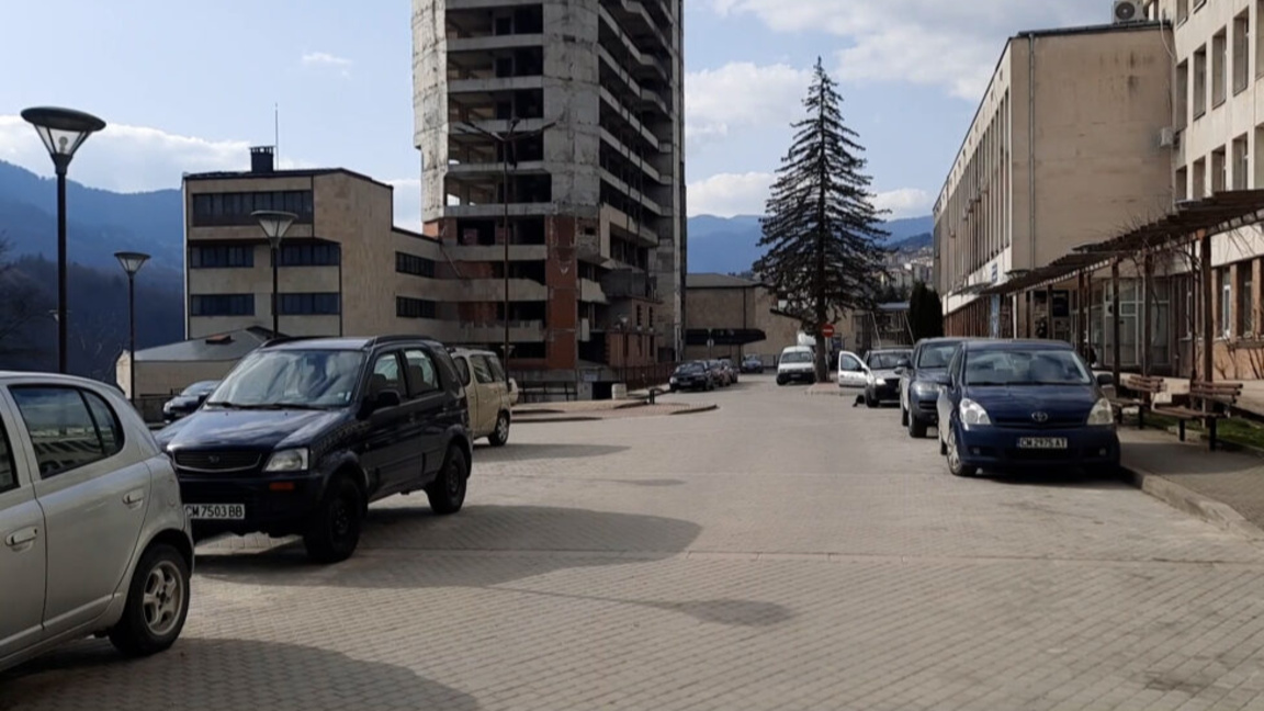 Нова организация на движението около смолянската болница