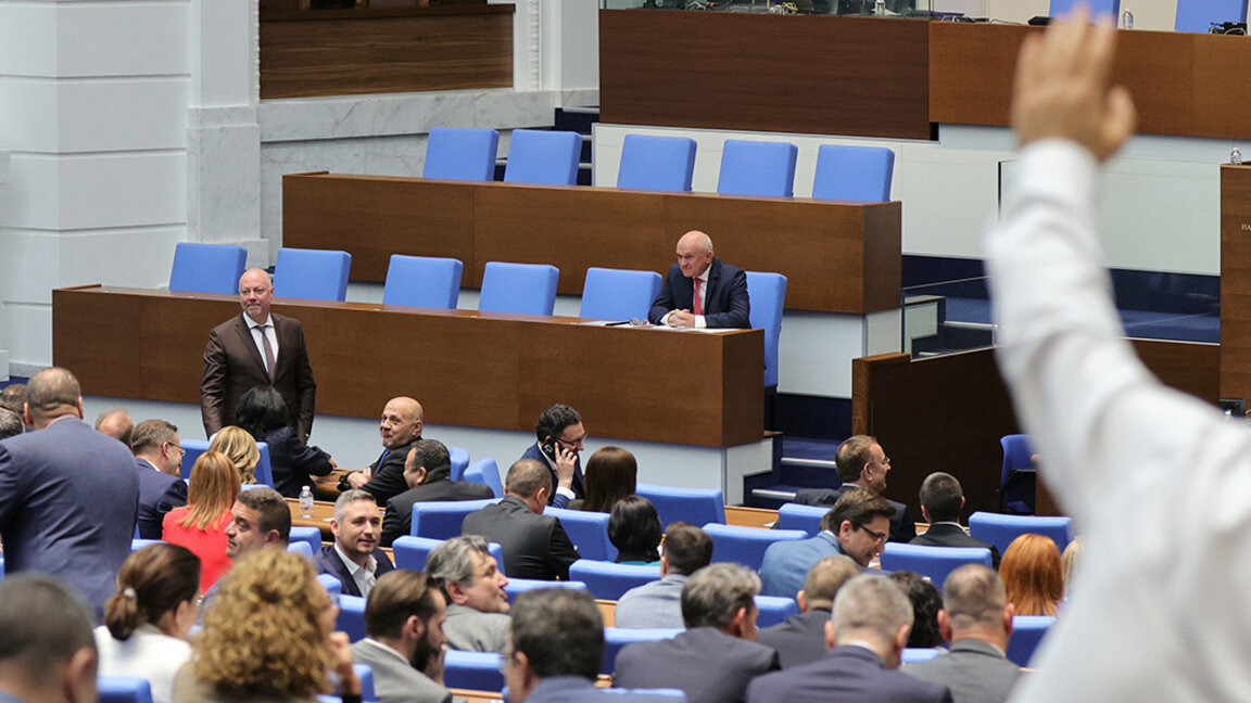 Deputații au obligat Institutul Național de Asigurări Sociale să majoreze pensiile cu 11%