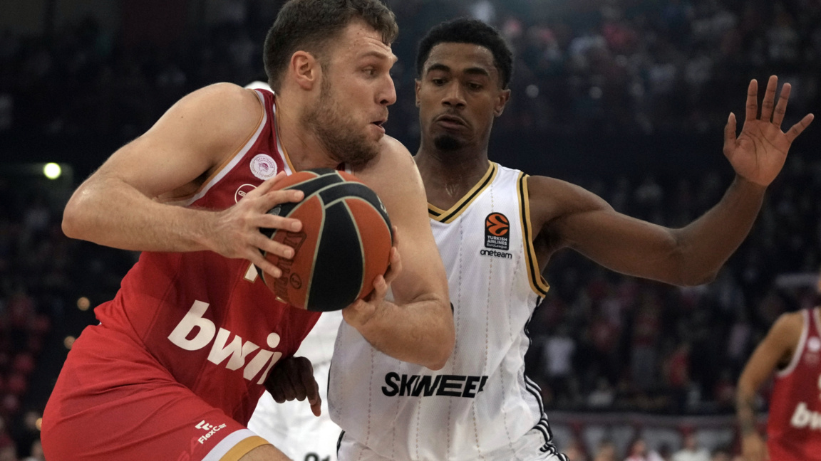 Александър Везенков е Най-полезният в Евролигата през януари
