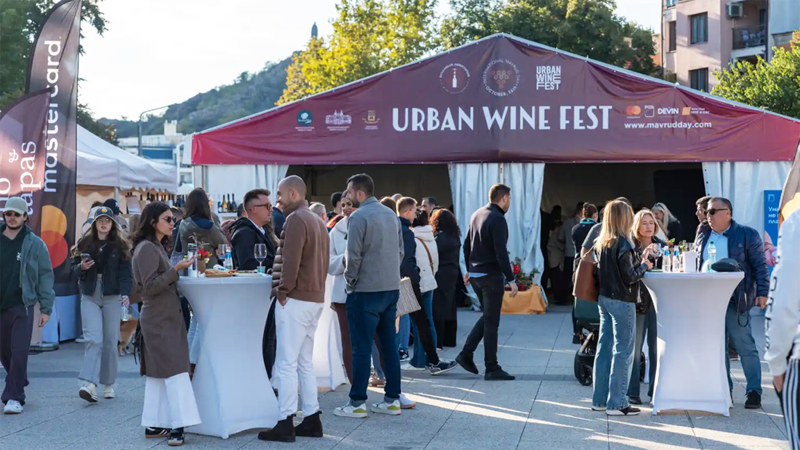 Urban Wine Fest Plovdiv: vino búlgaro y música en el centro de Plovdiv 