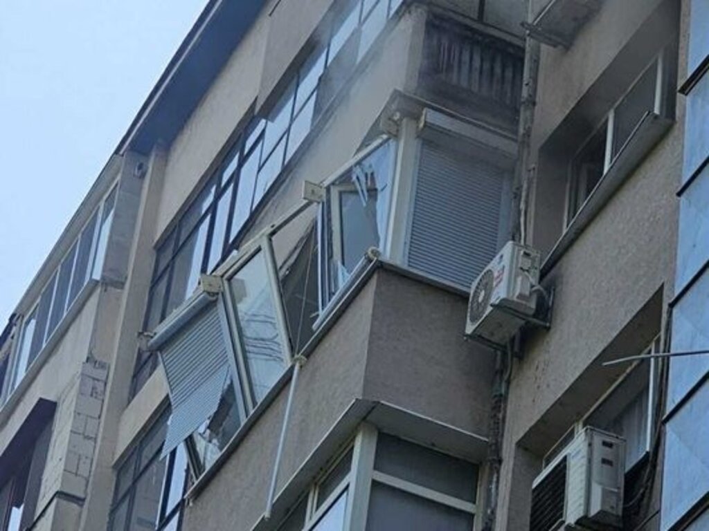 Взрив на газова бутилка изпрати възрастна жена в болница