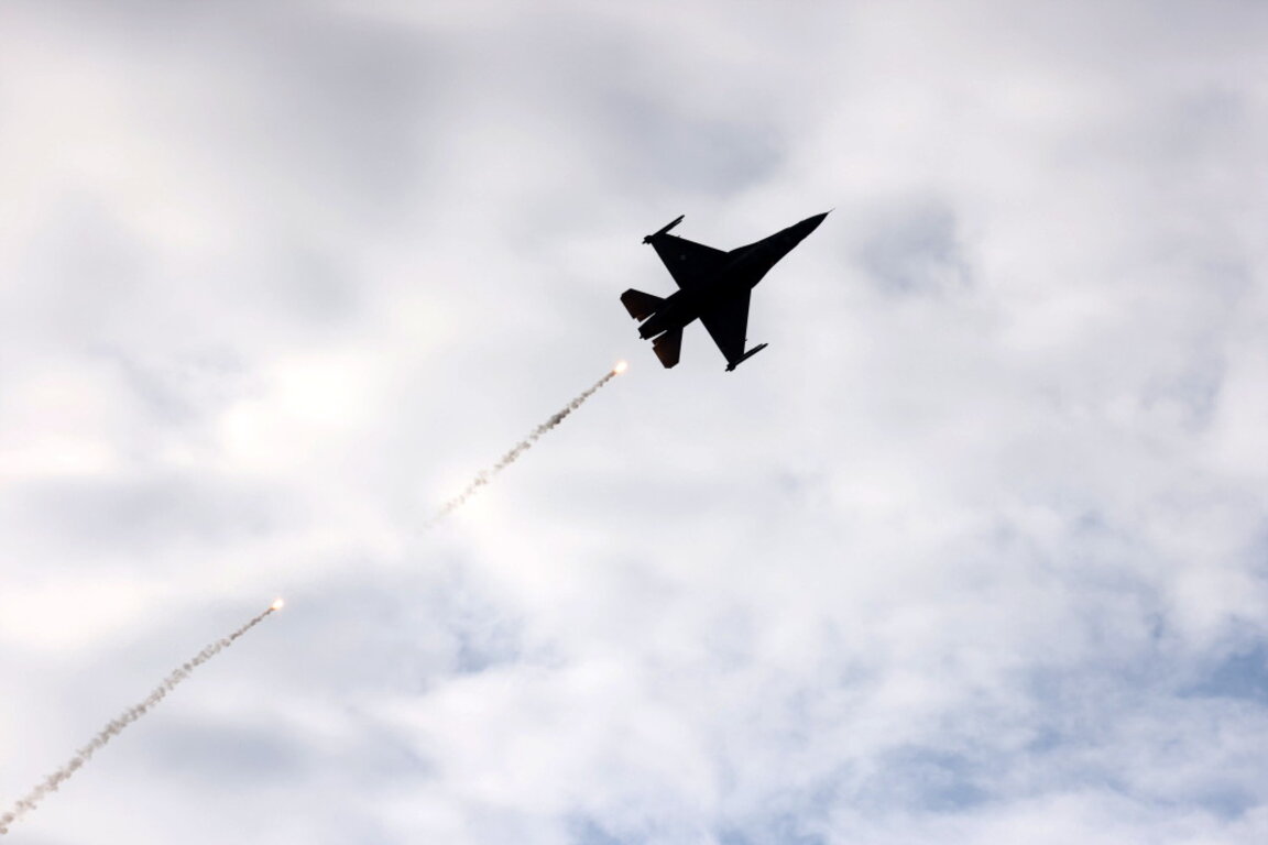 Los primeros F-16 llegarán a principios del año que viene