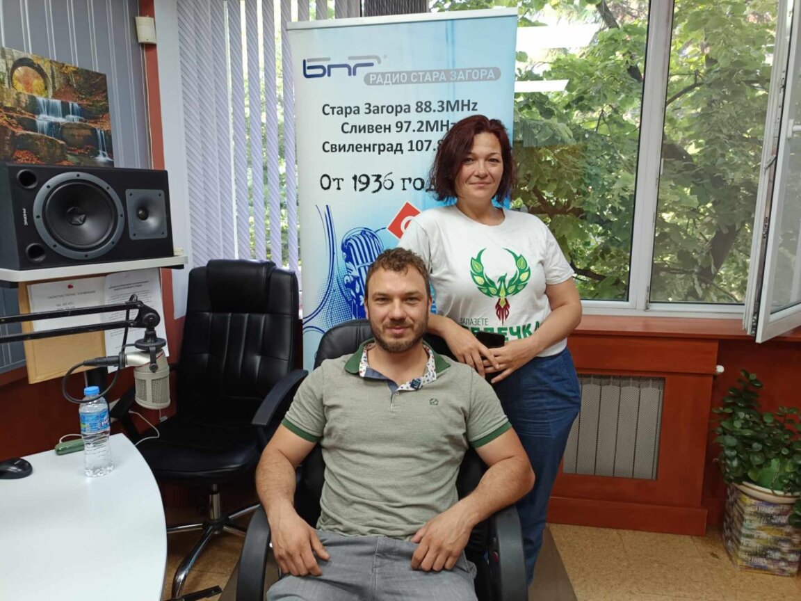 Станил Попов и Милка Колдамова в студиото на Радио Стара Загора