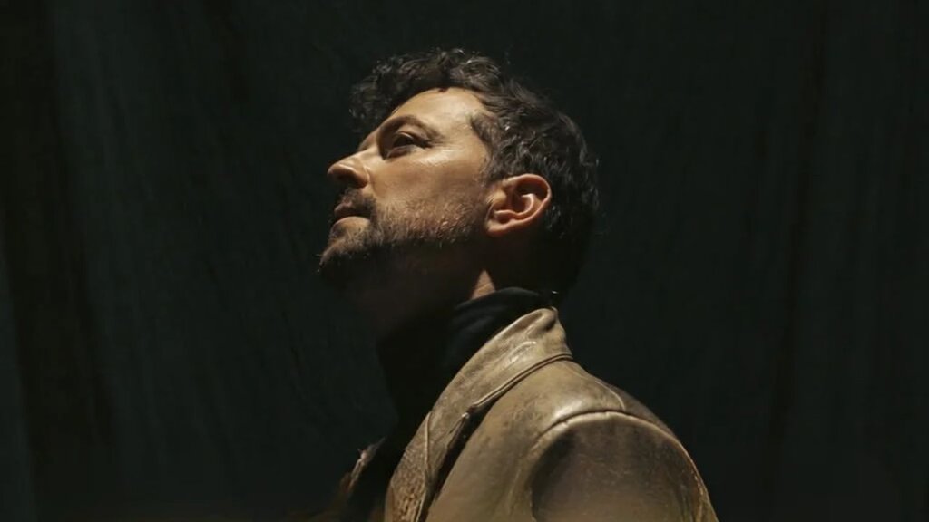 Actor Vladimir Zombori releases his first original song - Neprestanno