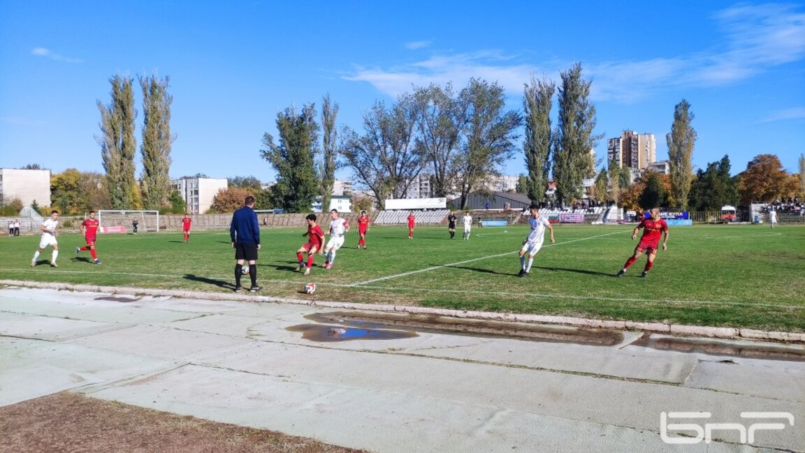 "Бдин" удари с 3:0 "Ком" Берковица (СНИМКИ)