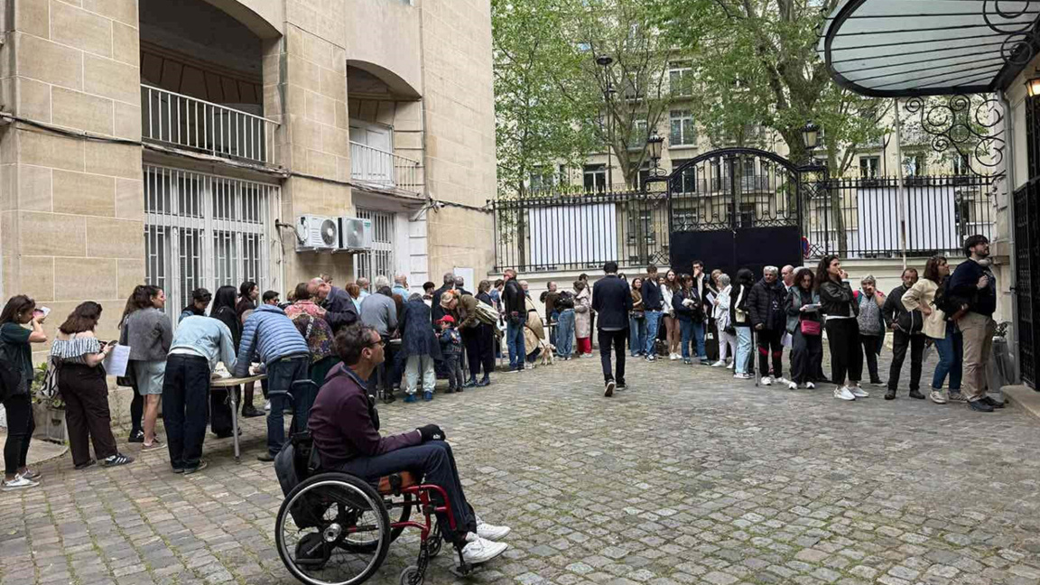 Diana Rasheva, Paris: If everything is normal in Bulgaria, why live abroad?