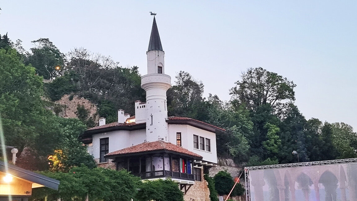 Balçik Botanik Bahçesi ve “Dvoretsa” Sarayına tek biletle girilebilecek