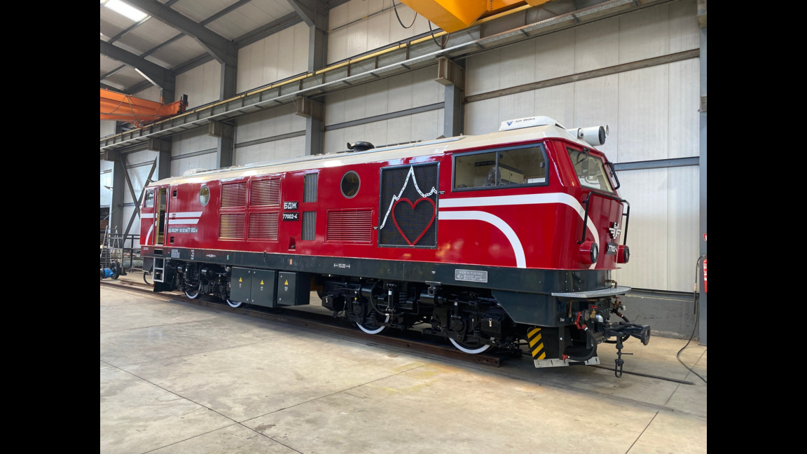 Теснолинеен локомотив