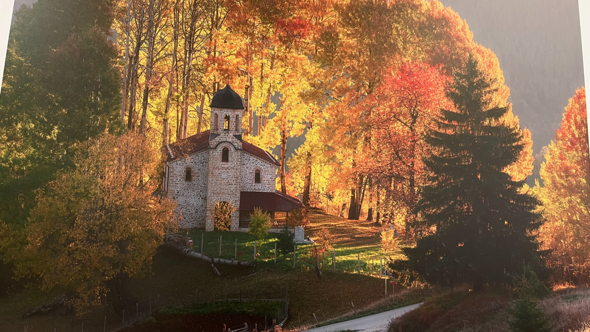 "Хората и Църквата" и "Храмовете и манастирите"  – теми на фотоизложба в Пловдив