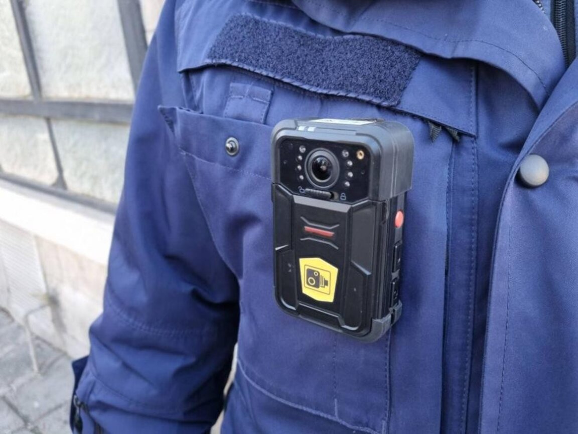 МВР подготвя промени, свързани с използването на боди камерите на полицаите