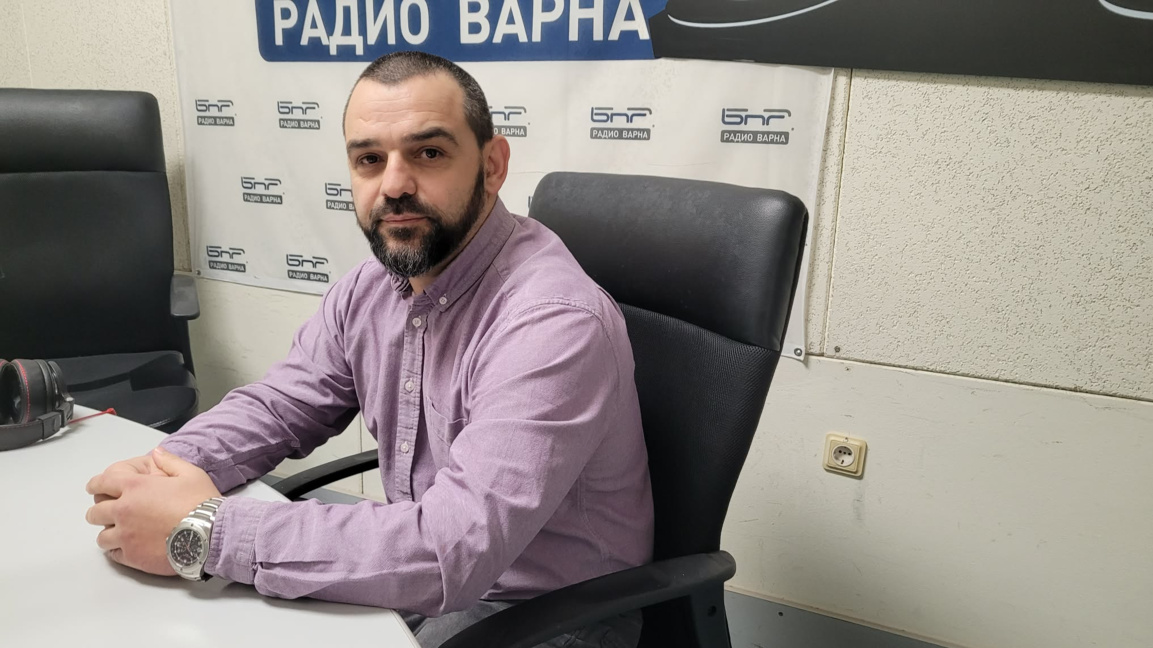 Илия Коев