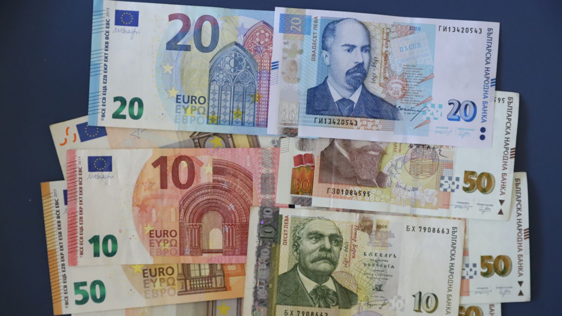 Ya se han retirado casi la mitad de las ...