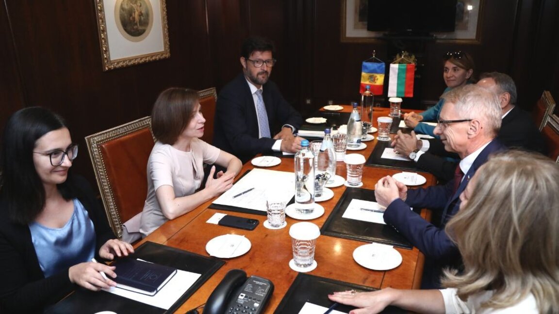 Nikolay Denkov și Maia Sandu discută despre consolidarea legăturilor culturale dintre Bulgaria și Moldova