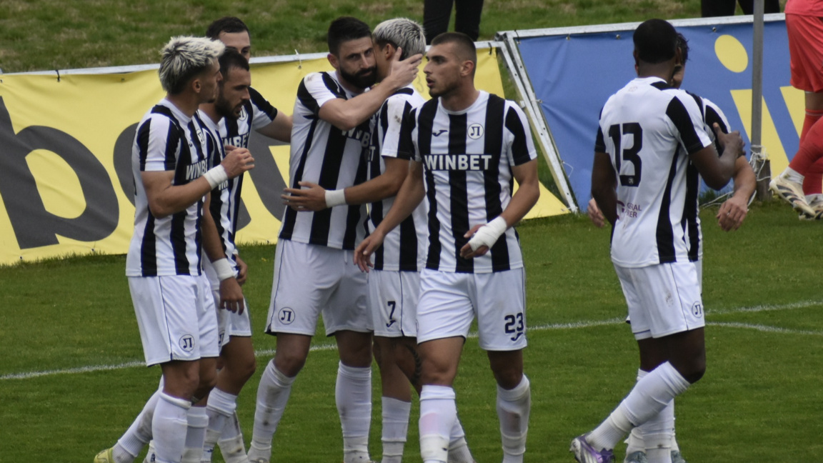 Димитър Илиев отново вкара на "Добруджа" от дузпа