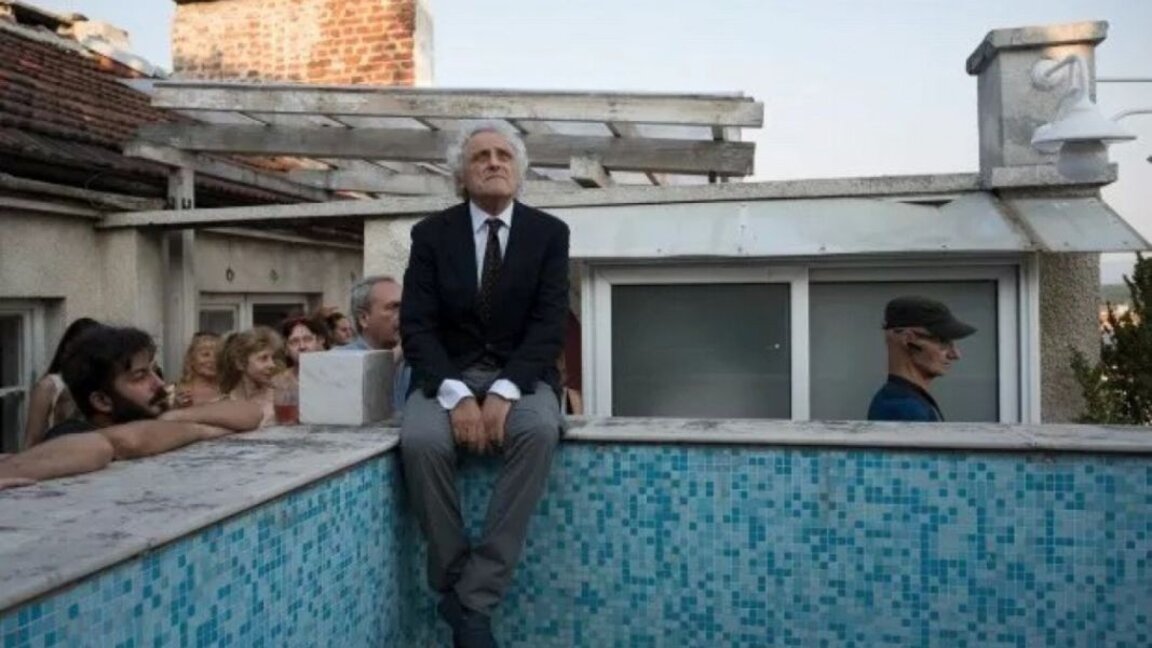 Master of Art Film Festivali’nin açılışında büyük avangard sanatçı Alcek Mishev belgeseli