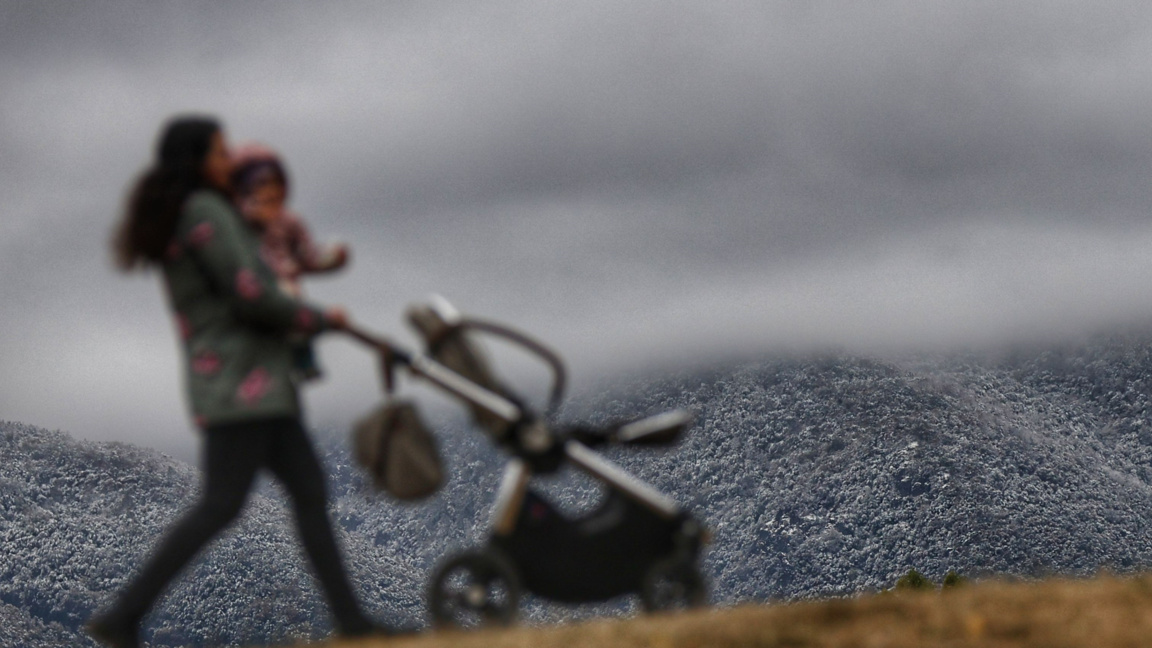 Saturday will be cloudy with rain; snow is expected in the mountains