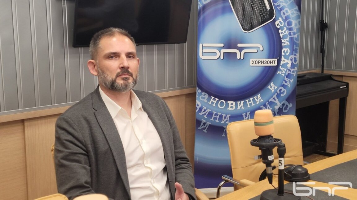 Петър Петров