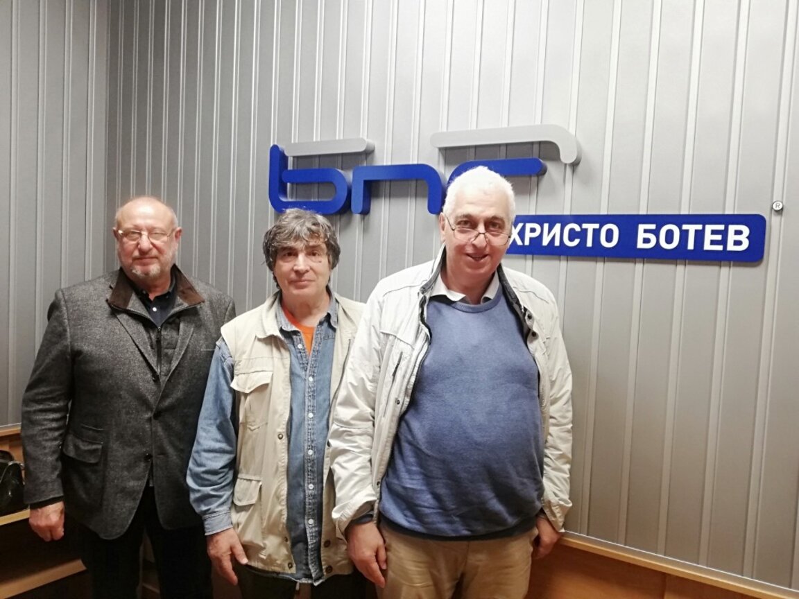 Калин Николов, Йовчо Савов и Кин Стоянов (от дясно наляво)
