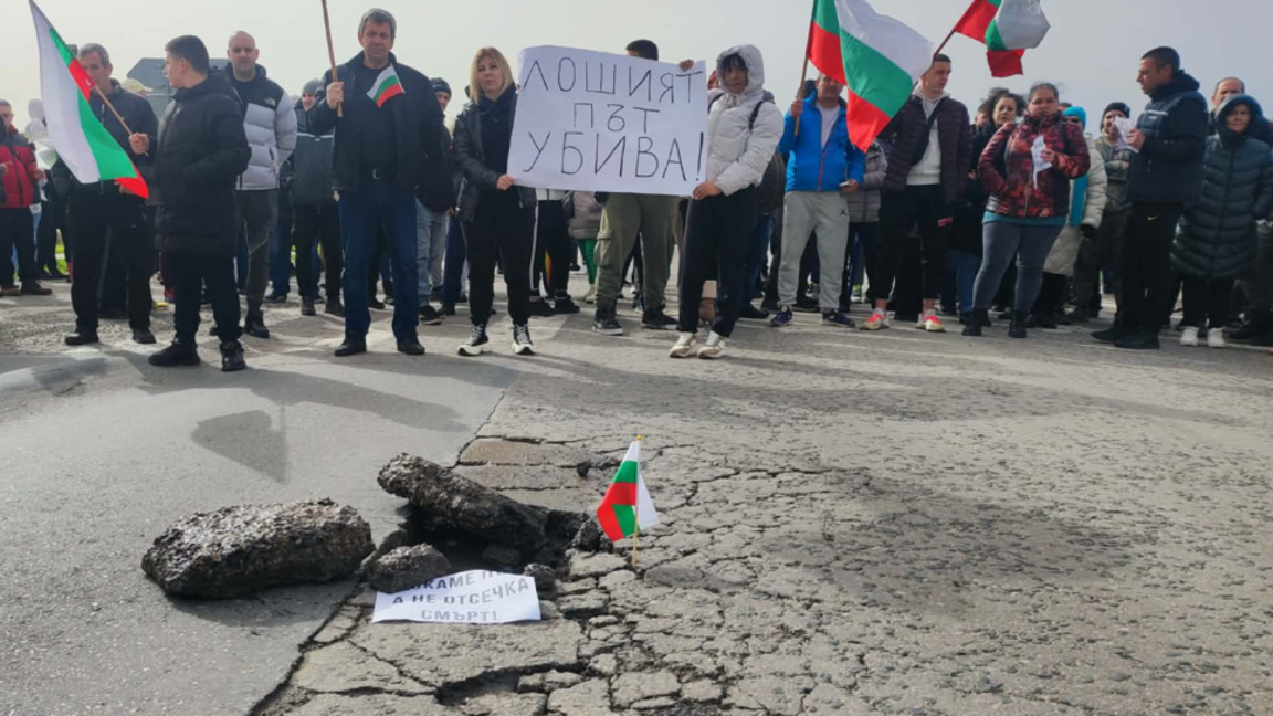 Адвокат Елица Буенова: Колективният иск за пътищата вече е в съда
