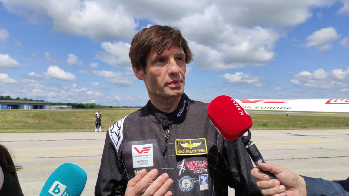 SpaceX invites pilot Nikolay Kalaydzhiev to serve as an astronaut