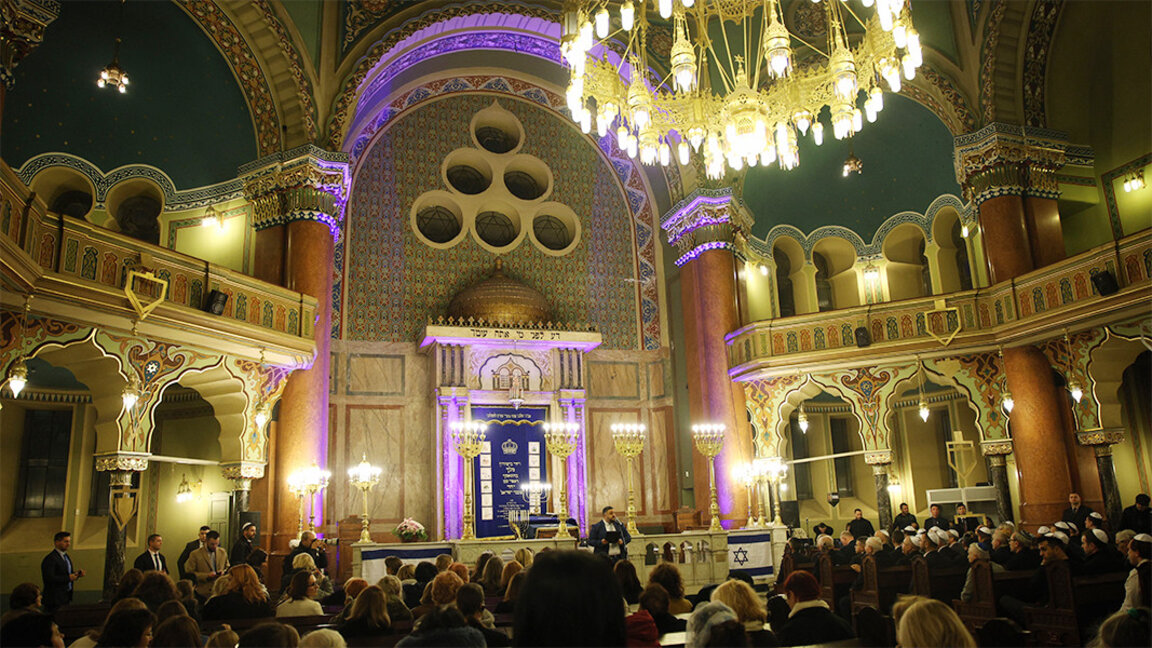 Hannukah celebration in the central Sofia synagogue
