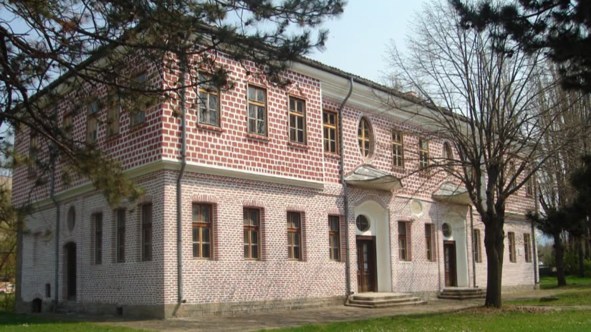 Славейковото училище