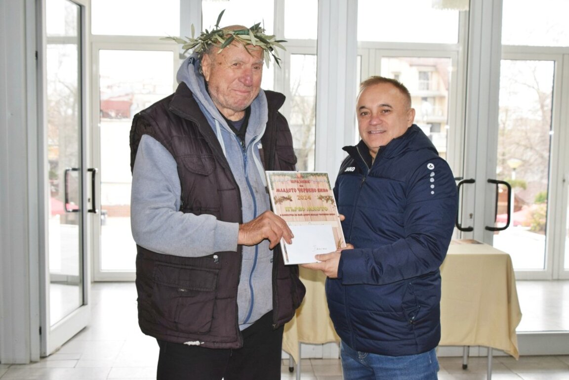 Избраха Цар на виното в Сандански