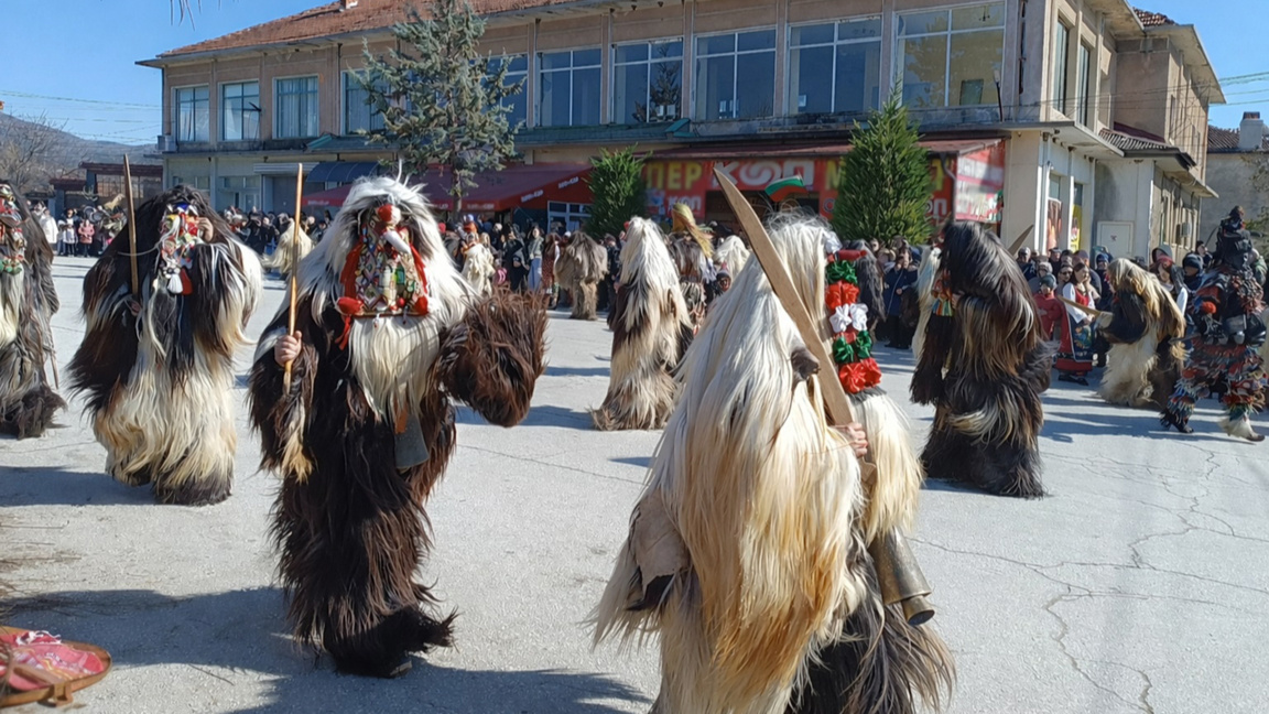 Xhumalitë dhe dervishët largonin të keqe...