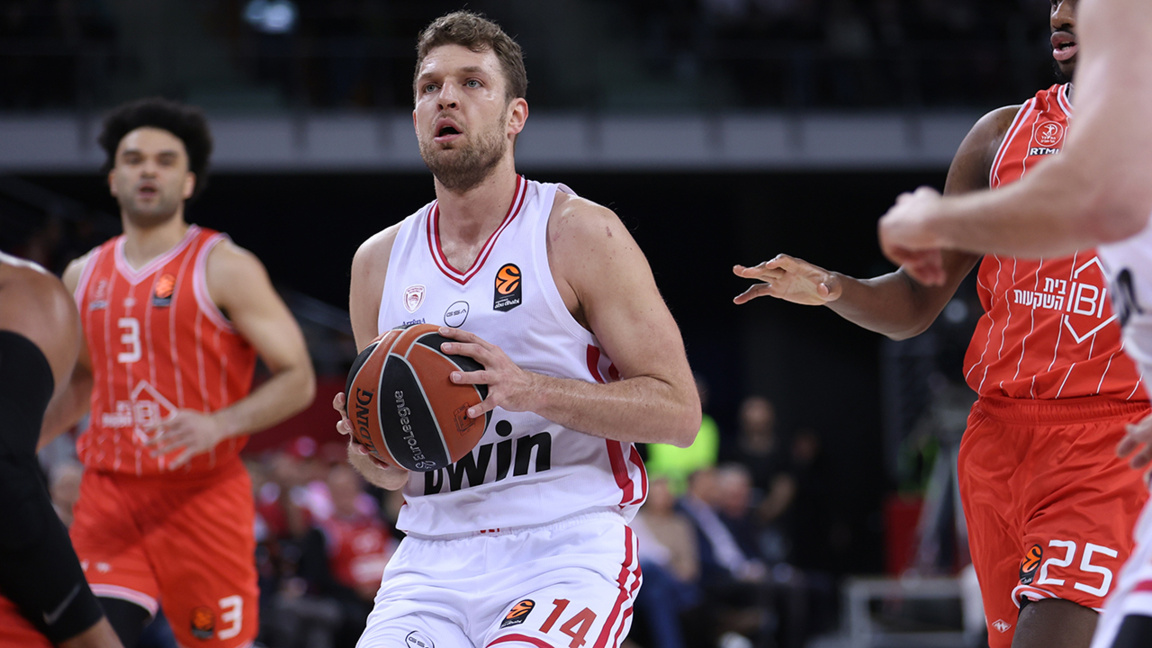 Vezenkov makes EuroLeague top five for the fourth time