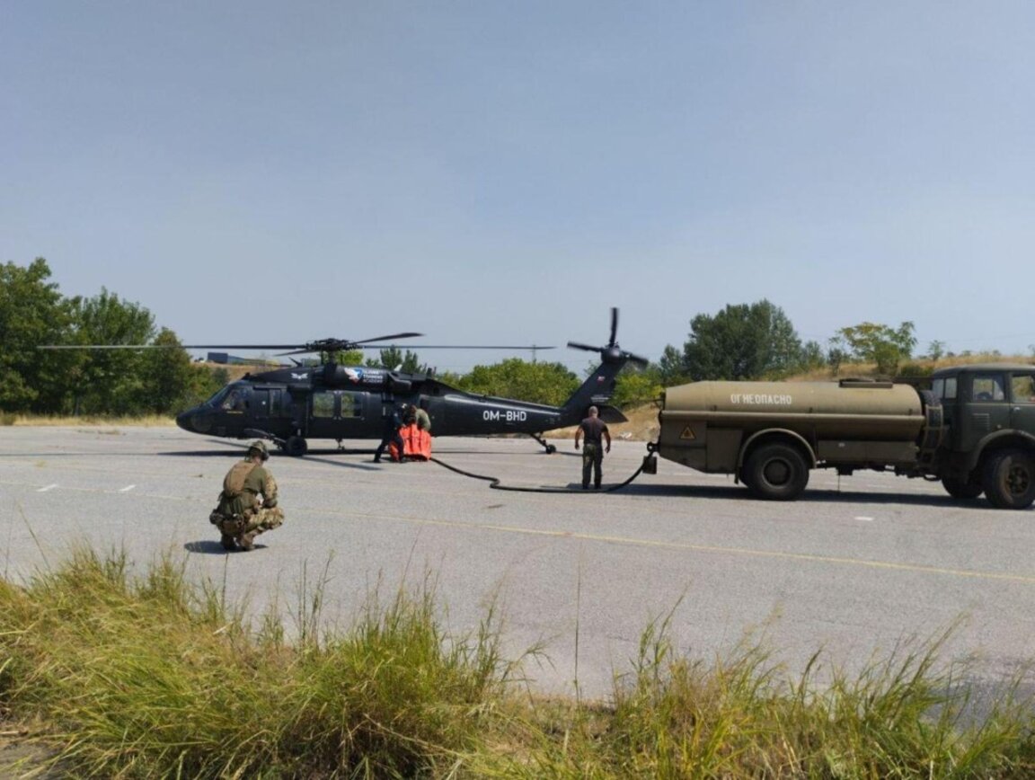 МВР: Най-сериозен остава пожарът край Струмяни, няма застрашени населени места и хора
