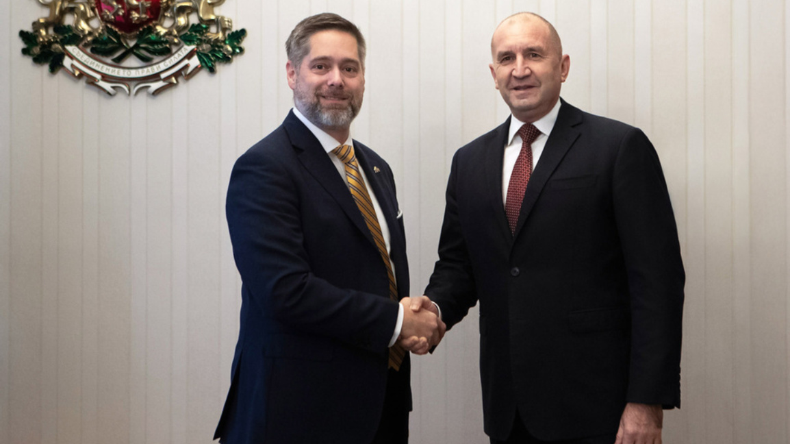 Кристофър Смит и Румен Радев