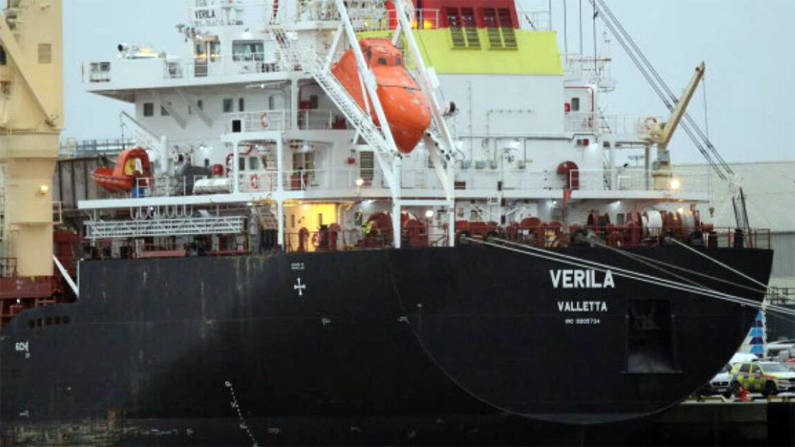 Deux des marins du vraquier "Vérila" ont été inculpés...