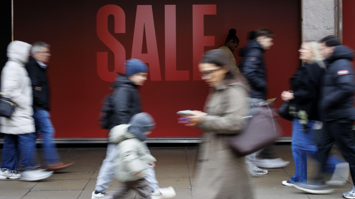 По Оксфорд стрийт в Лондон, Великобритания, 29 декември 2025 г.