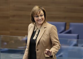 Нинова критикува общински съветници от БСП заради избора на шеф на СОС