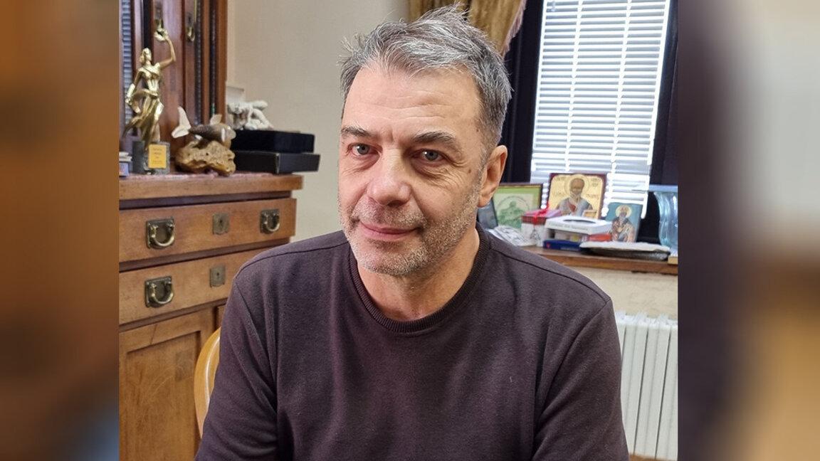 Проф. Николай Ненов