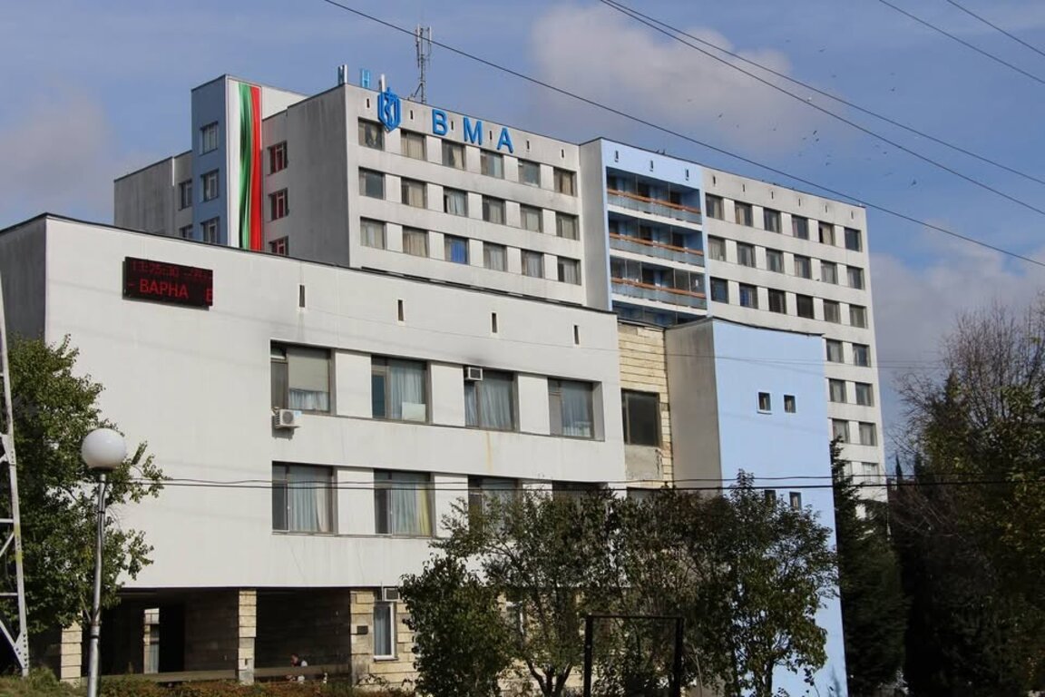 Четирима са с опасност за живота след взрив на газова бутилка в Добрич