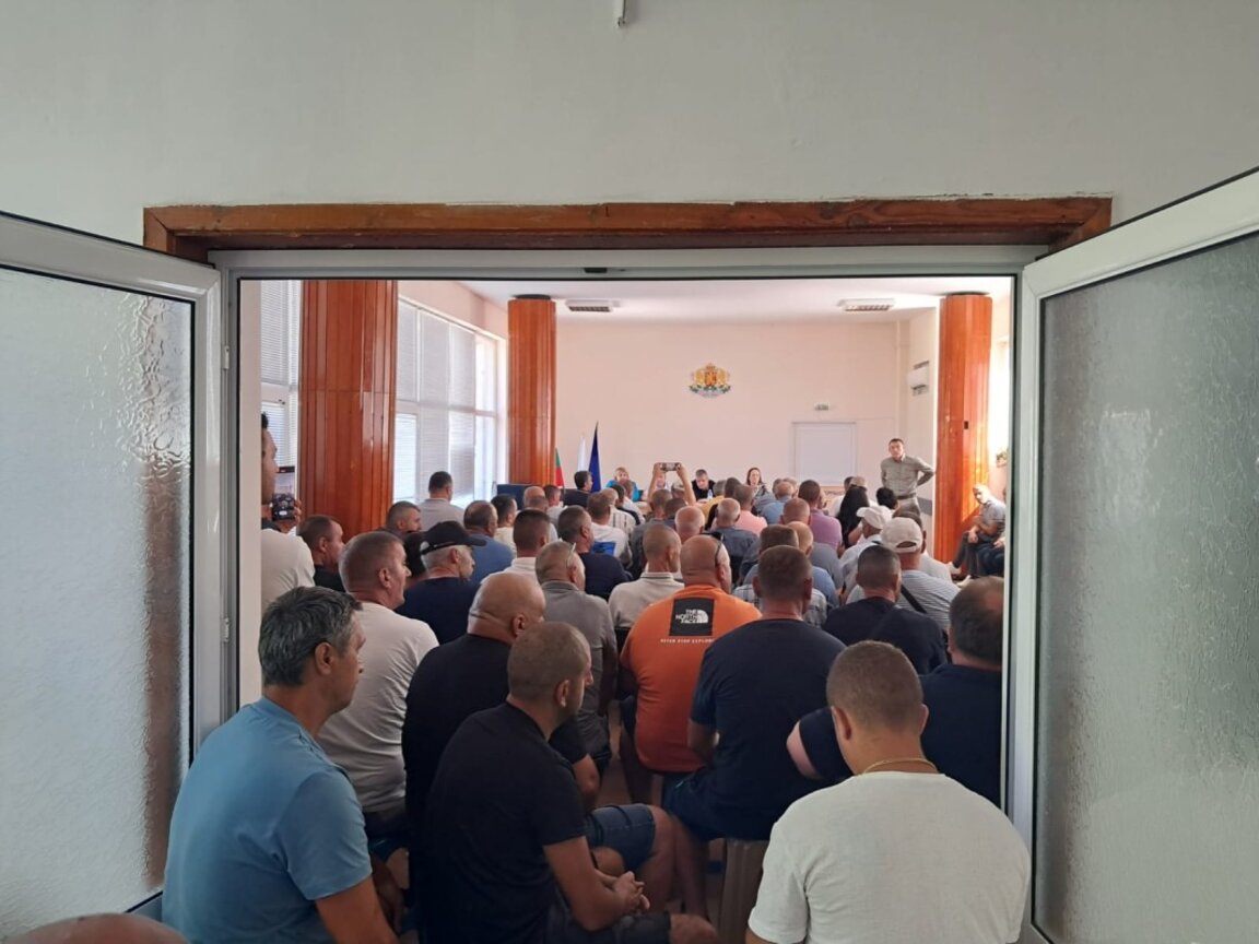 "ДПС-Ново начало" обеща подкрепа за животновъдите от Момчилградско