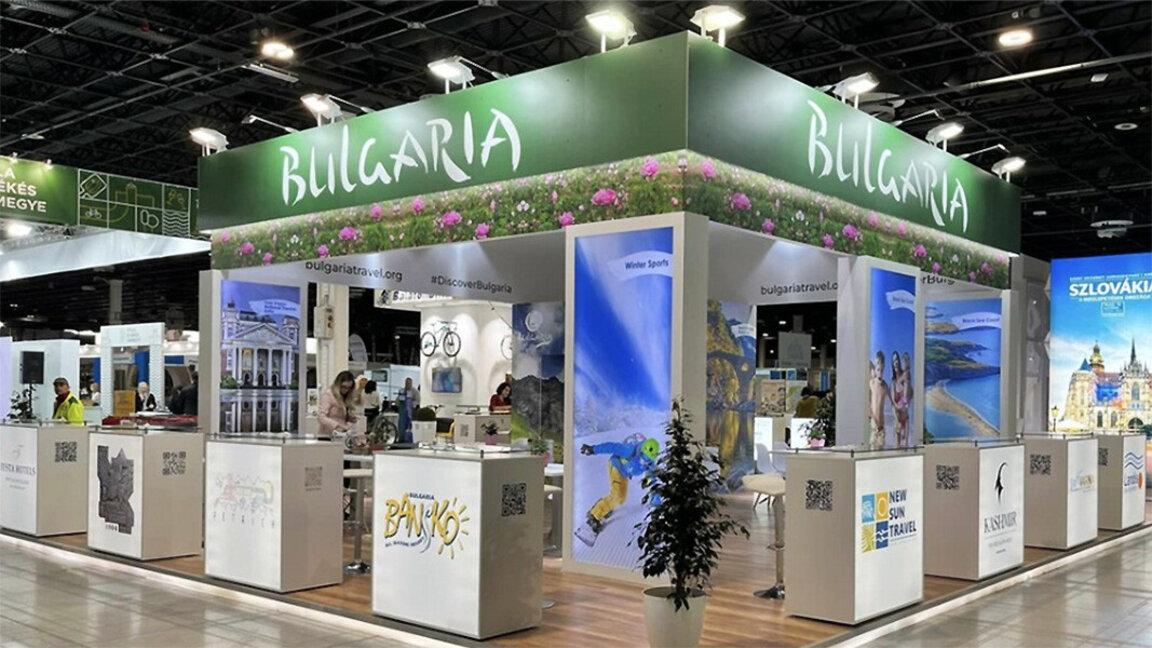 Bullgaria pret turistë të rinj nga Hungaria