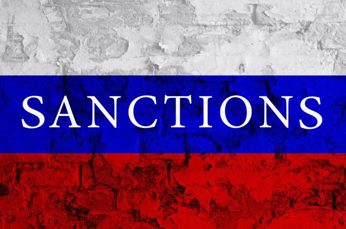 Великобритания наложи санкции на "Лукойл", "Роснефт" и на танкери от "сенчестия флот"