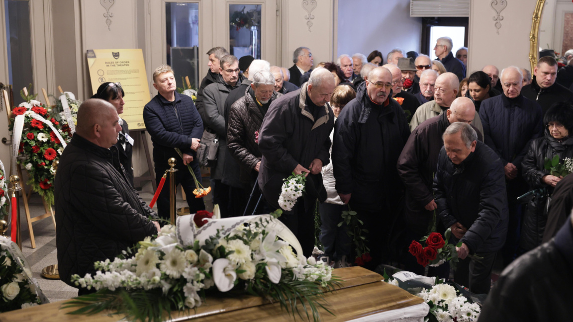 Поклонението пред бившия министър на културата Георги Йорданов